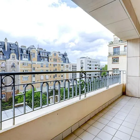 Porte Dauphine With Terrace 16th - No Parties *